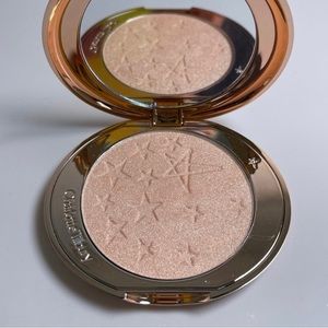 Charlotte Tilbury Glow Glide Face Architect Highlighter in Champagne Glow NEW